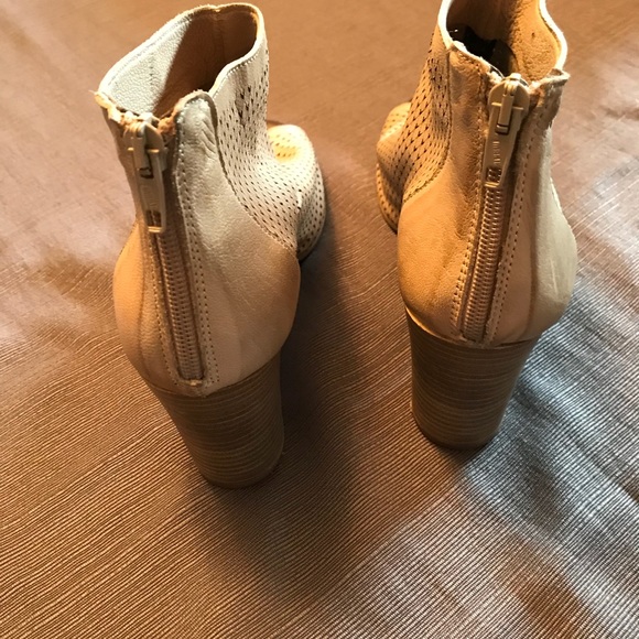 Kenneth Cole open toe leather booties - Picture 3 of 4